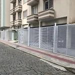 Apartamento Balneário Camboriú - 2 quartos 80m do mar